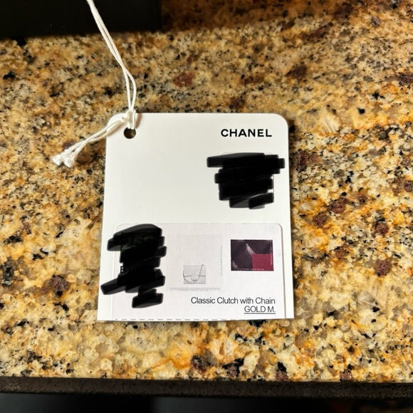 Chanel Black Quilted Leather Card Holder on Chain - Picture 10 of 13